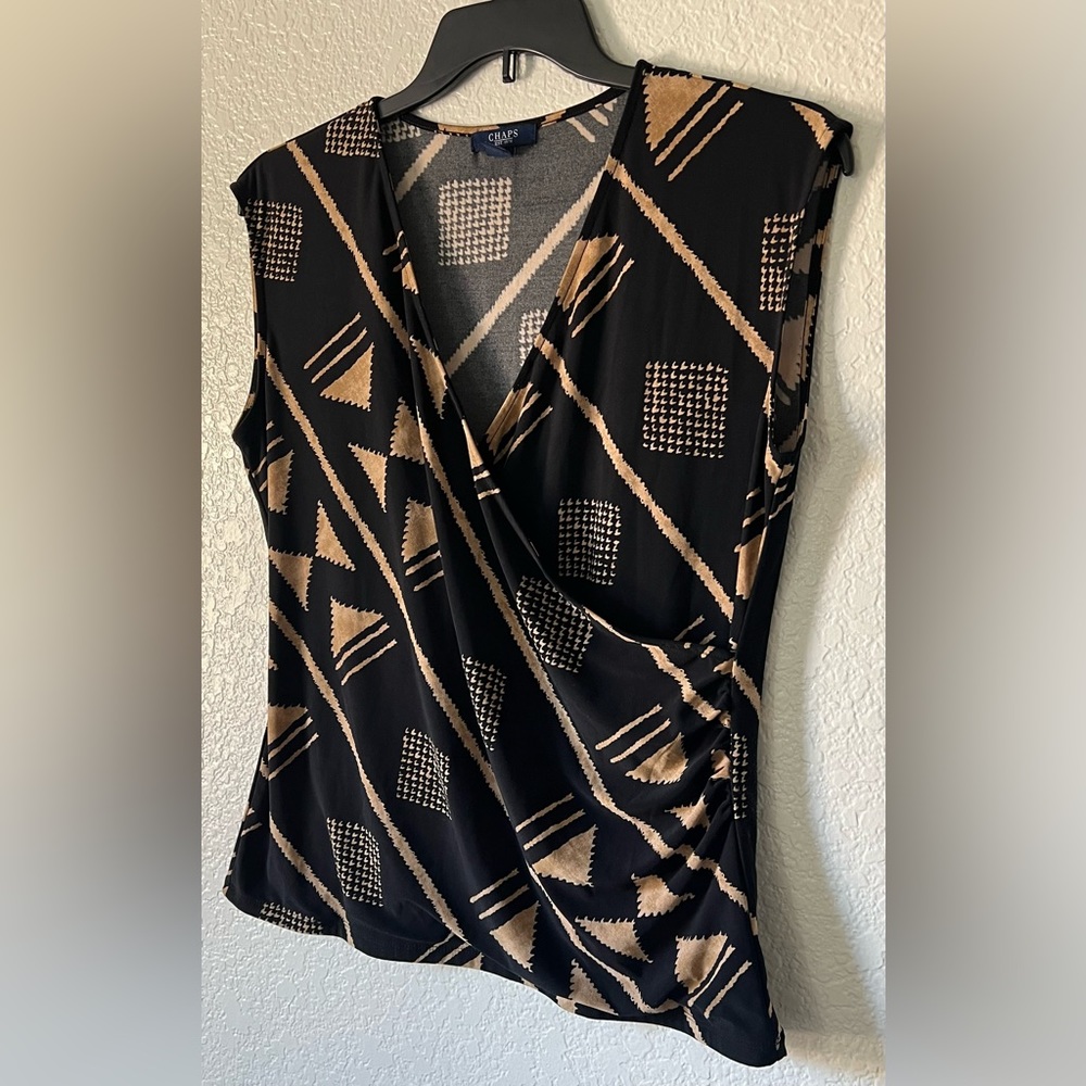 Chaps, XL, womens black and tan V-neck top - Picture 2 of 4
